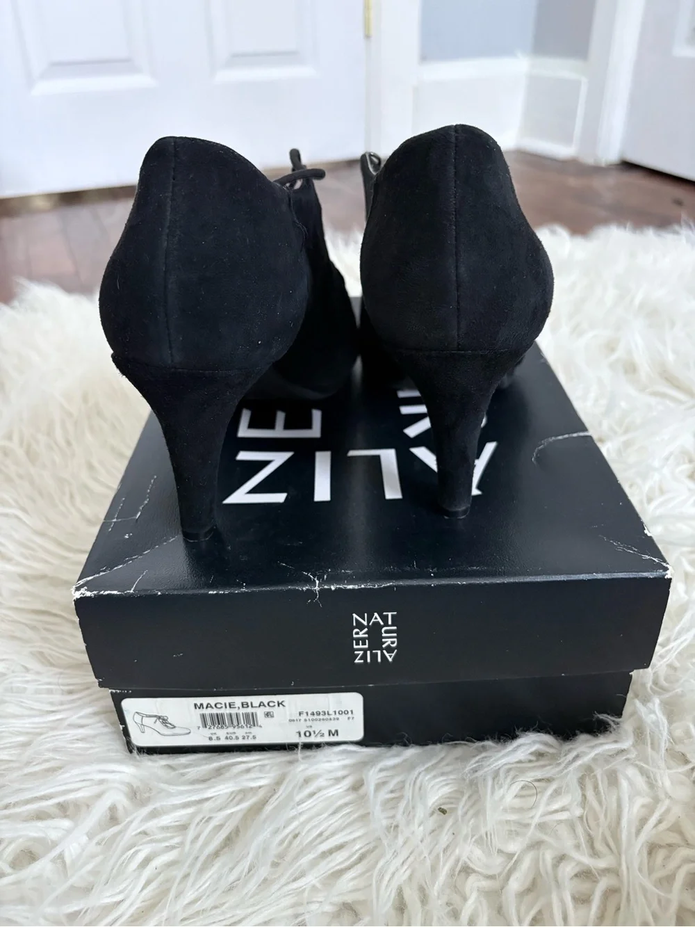 Naturalizer Macie Black Suede Lace-Up Heels Size 10.5